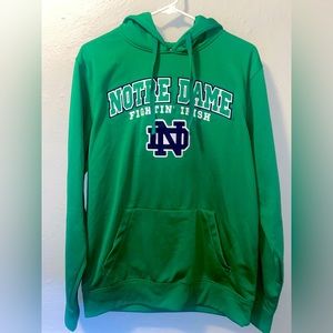 Men’s Colosseum Notre Dame Sweater W/ Hoodie Size M